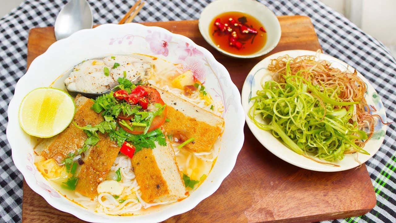 Nguyên Khôi Food Sài Gòn cung cấp chả cá Nha Trang sỉ/lẻ - liên hệ 0913132182 để báo giá